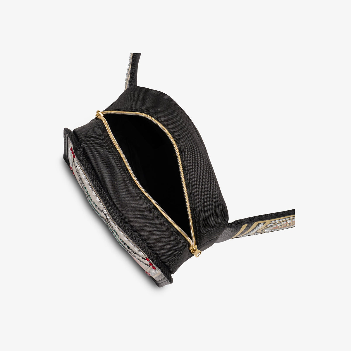undisputed-wwe-championship-fanny-pack-r6 00027856-O.jpg