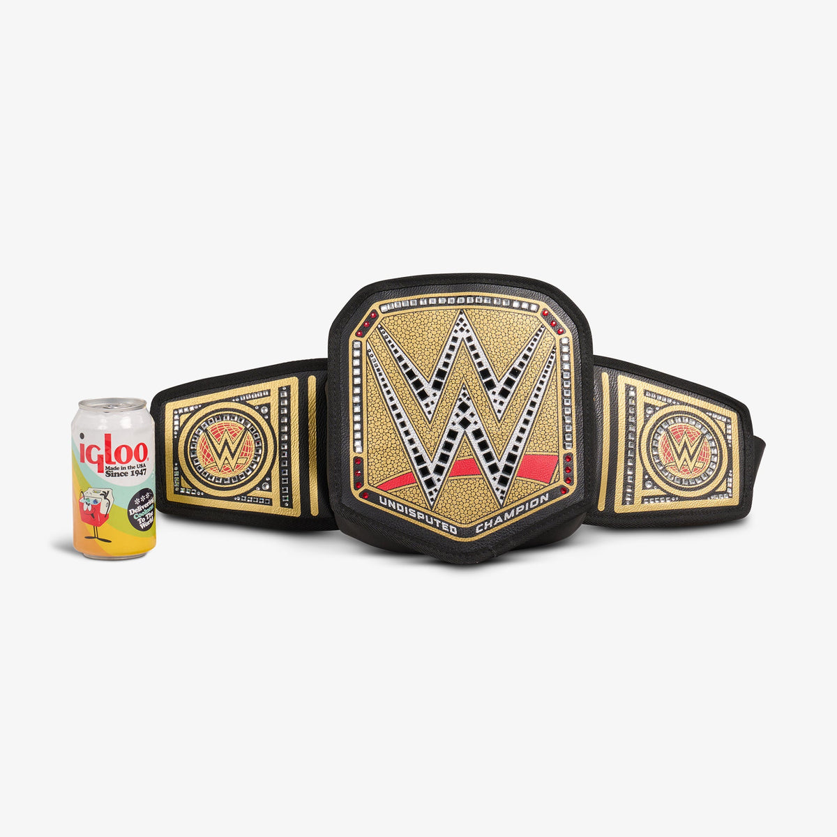 undisputed-wwe-championship-fanny-pack-r6 00027856-P.jpg