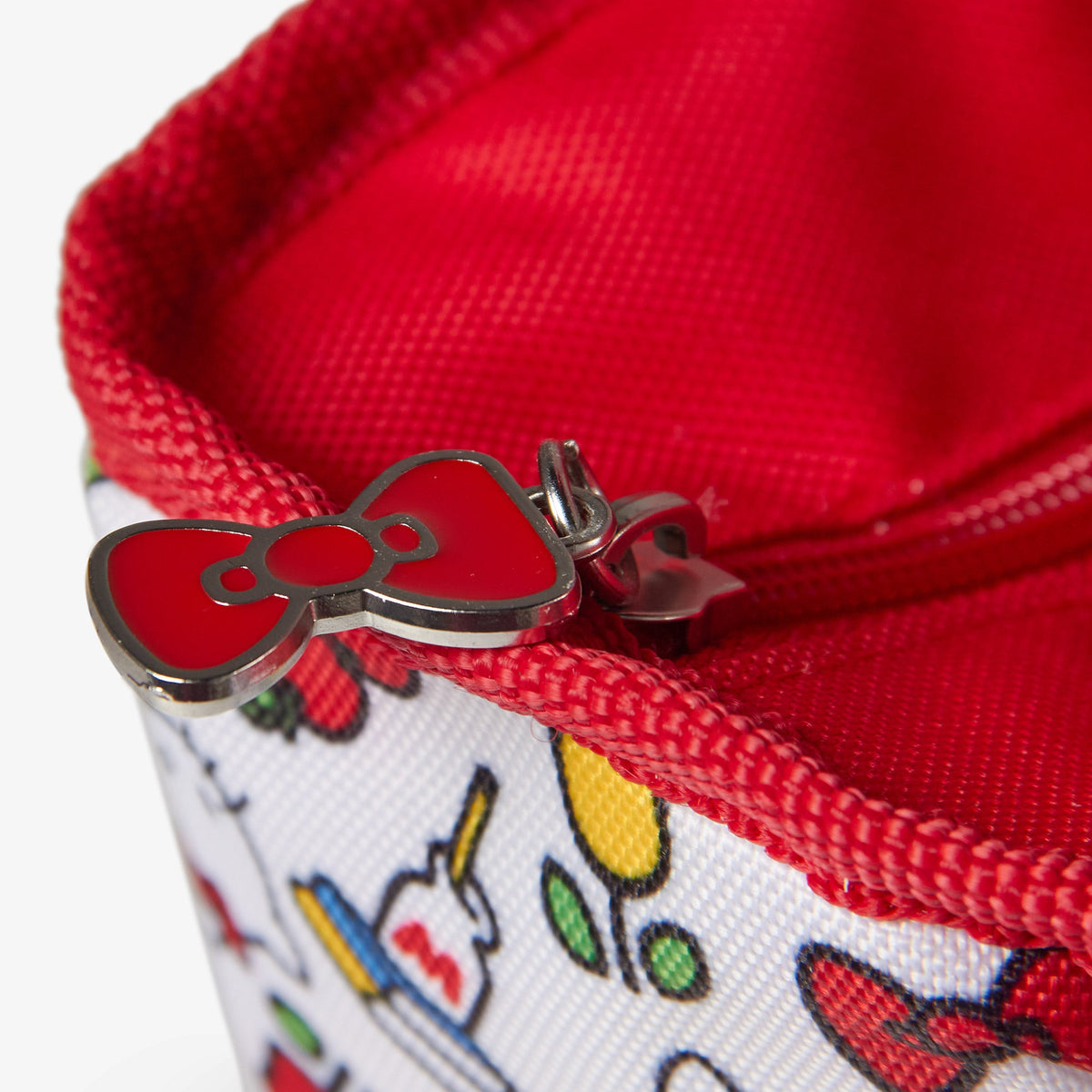 hello-kitty-dual-compartment-tote-cooler-bag-k6 00048909-Z.jpg
