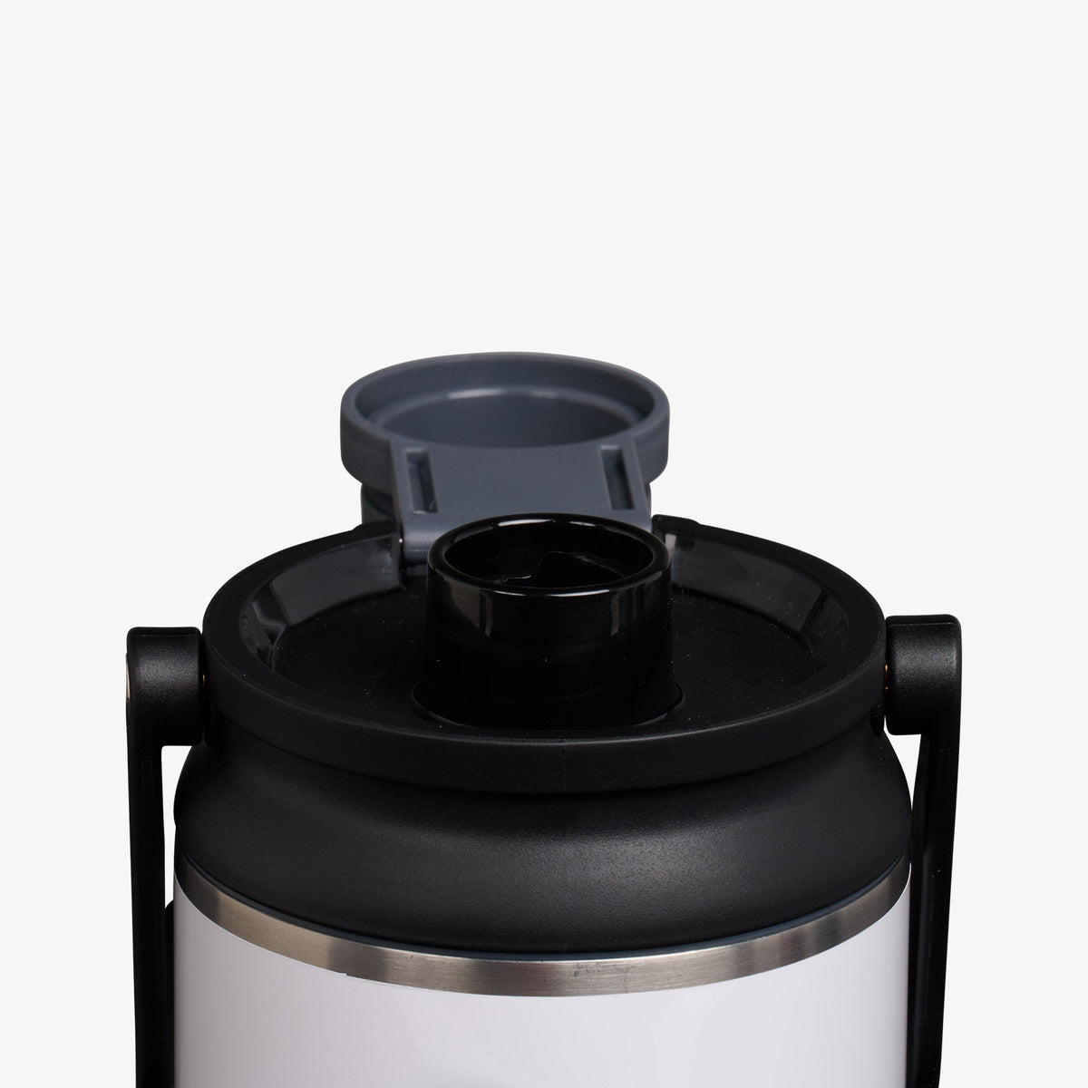 36-oz-twist-n-chug-bottle-j2 00071089-L1.jpg