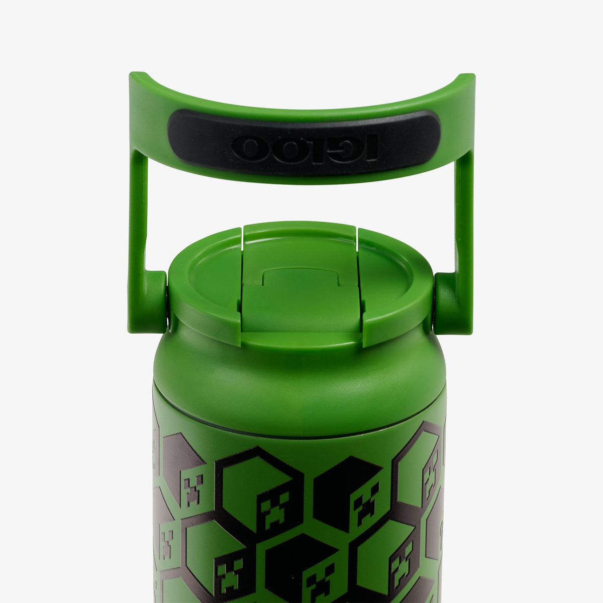 minecraft-creeper-glow-in-the-dark-20-oz-bottle-v0 00071605-L1.jpg